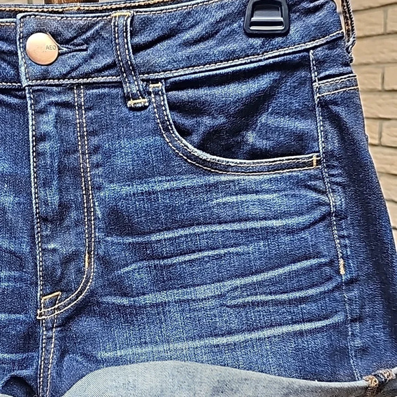 American Eagle Hi Rise Shortie Shorts Sz 8 Like New - Picture 3 of 10